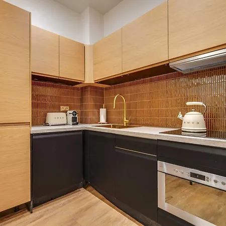 Beaufitul Apmt - Ac -2br-6p- Notre Dame 公寓 *