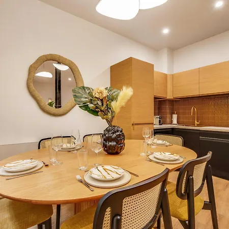 Beaufitul Apmt - Ac -2br-6p- Notre Dame Daire *