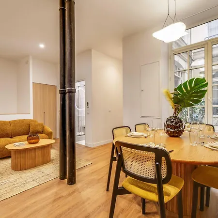 Lägenhet Beaufitul Apmt - Ac -2br-6p- Notre Dame *